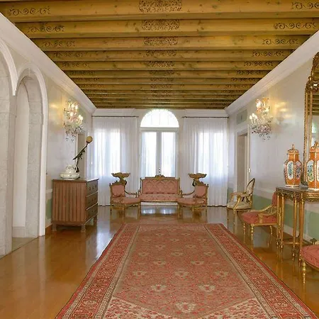 Ca' Del Borgo فيلة