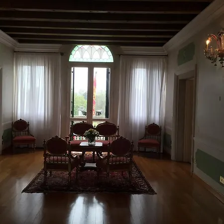 Ca' Del Borgo فيلة *